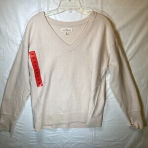 Lucky Brand Women's Soft Long Sleeve V-Neck Sweater, Natural Medium
